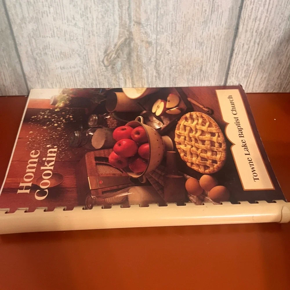 Home Cookin Towne Lake Baptist Church Community Cookbook 1995 Spiral Bound